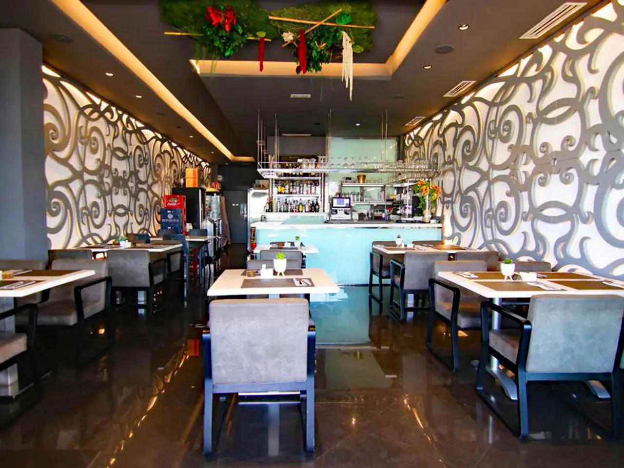 bella bia restaurant cabo roig gallery interior 2